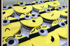 Minion-Cupcakes